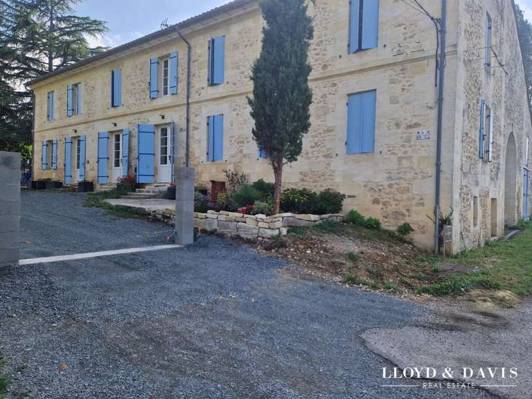 House Blésignac - 4 bedrooms - 325m²