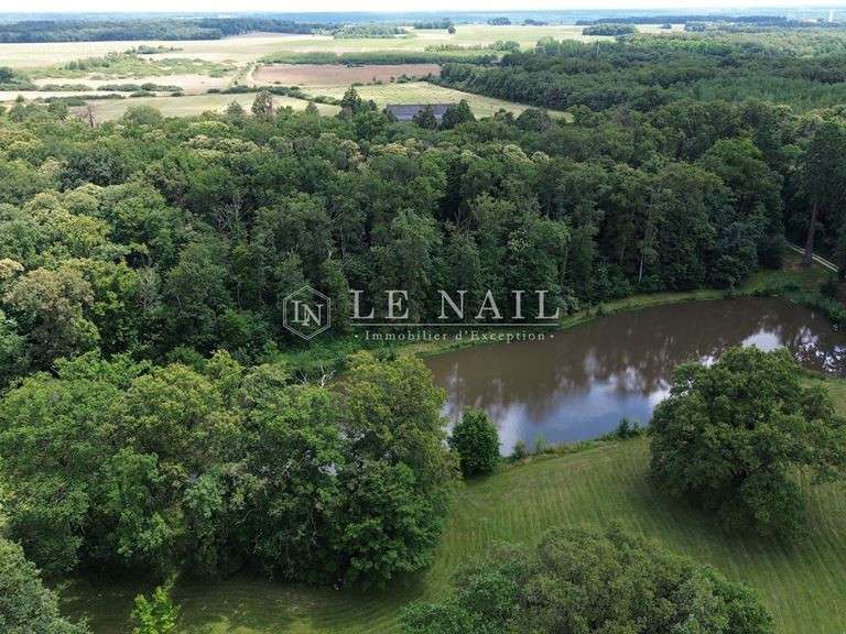 Château Blois - 13 chambres - 620m²
