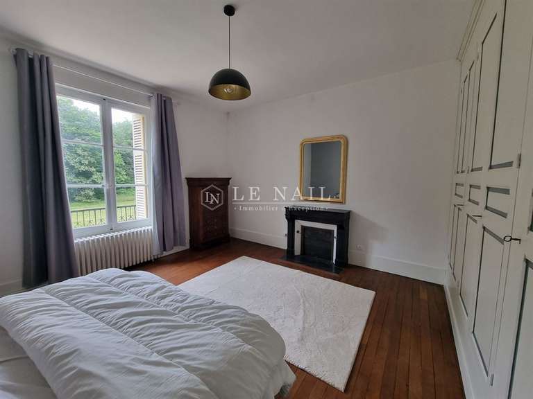 Château Blois - 13 chambres - 620m²