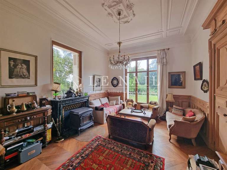 Castle Blois - 8 bedrooms - 560m²