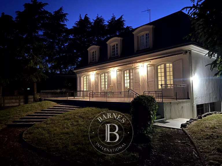 House Blois - 7 bedrooms - 361m²