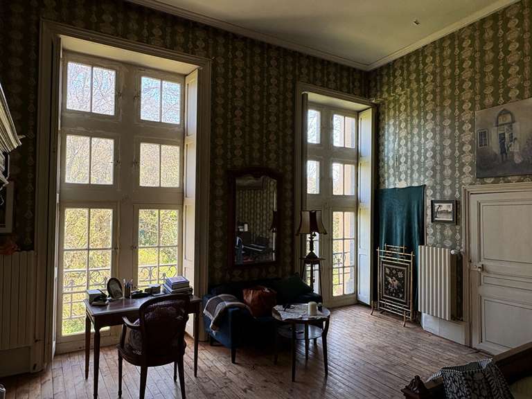 Château Blot-l'Église - 8 chambres - 765m²