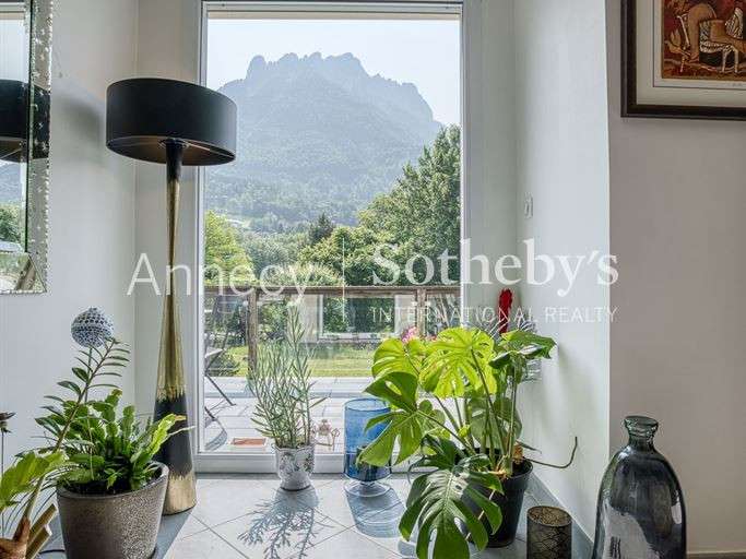 Maison Bluffy - 5 chambres - 233m²