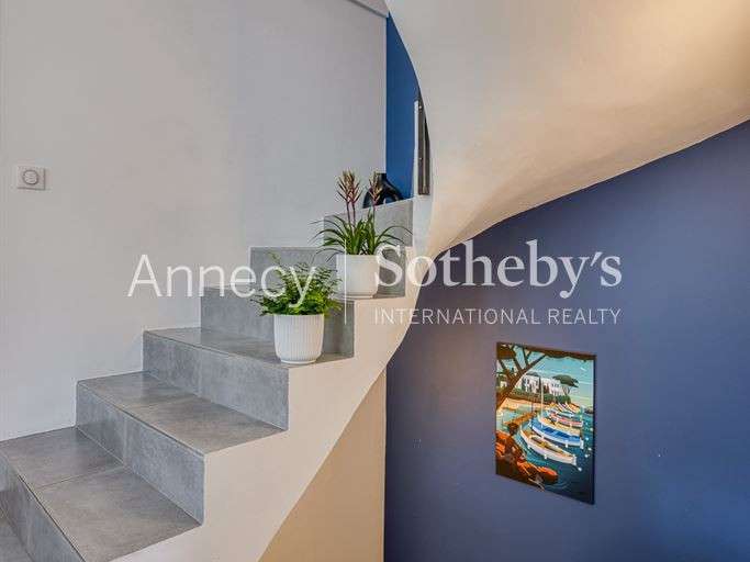 Maison Bluffy - 5 chambres - 233m²