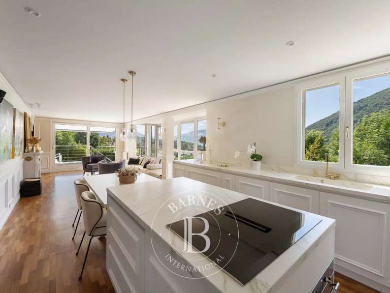 Villa Bluffy - 4 bedrooms - 380m²