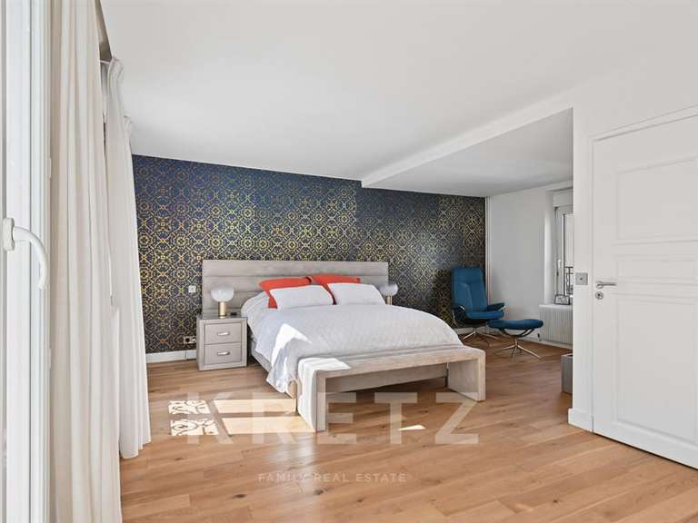 House Bois-Colombes - 5 bedrooms - 280m²