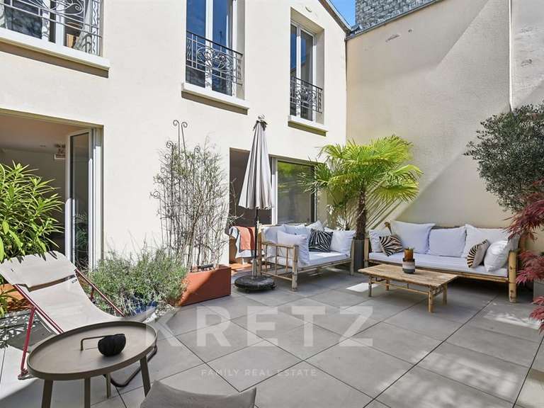 House Bois-Colombes - 5 bedrooms - 280m²