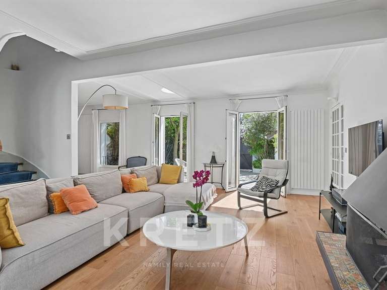 House Bois-Colombes - 5 bedrooms - 280m²