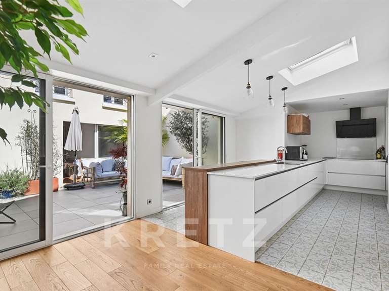 House Bois-Colombes - 5 bedrooms - 280m²