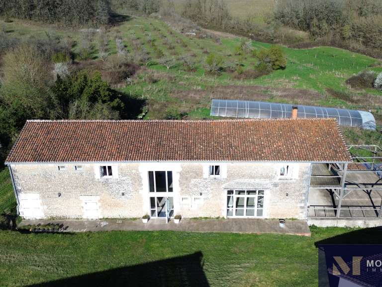 House Boisné-La Tude - 11 bedrooms - 840m²