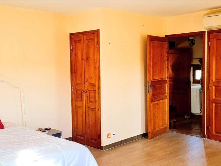 Maison Boisset-et-Gaujac - 6 chambres - 283m²