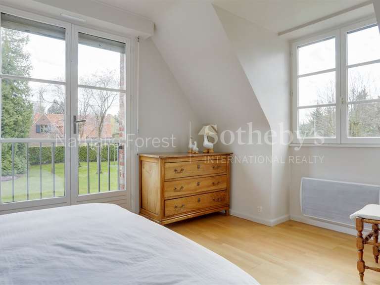 House Bondues - 6 bedrooms - 312m²