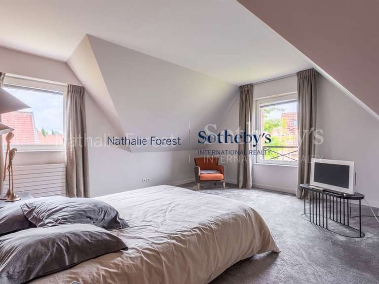 House Bondues - 5 bedrooms - 376m²