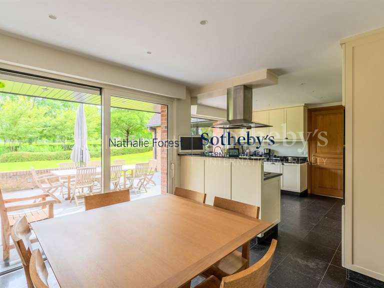 House Bondues - 5 bedrooms - 376m²