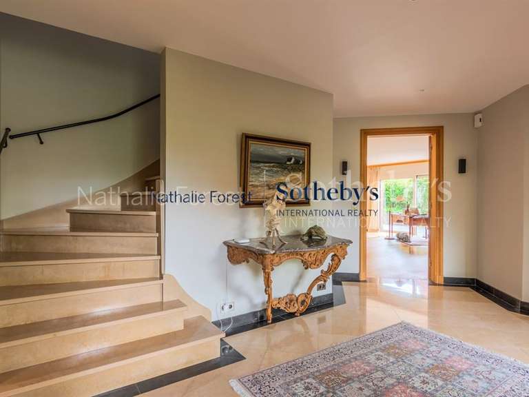House Bondues - 5 bedrooms - 376m²