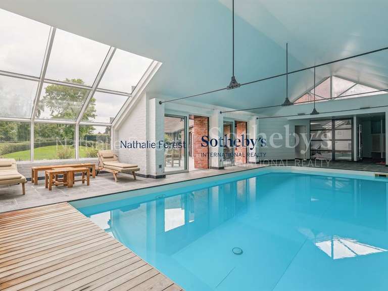 House Bondues - 5 bedrooms - 376m²