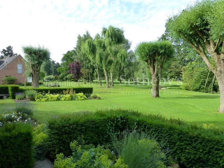 House Bondues - 7 bedrooms - 248m²