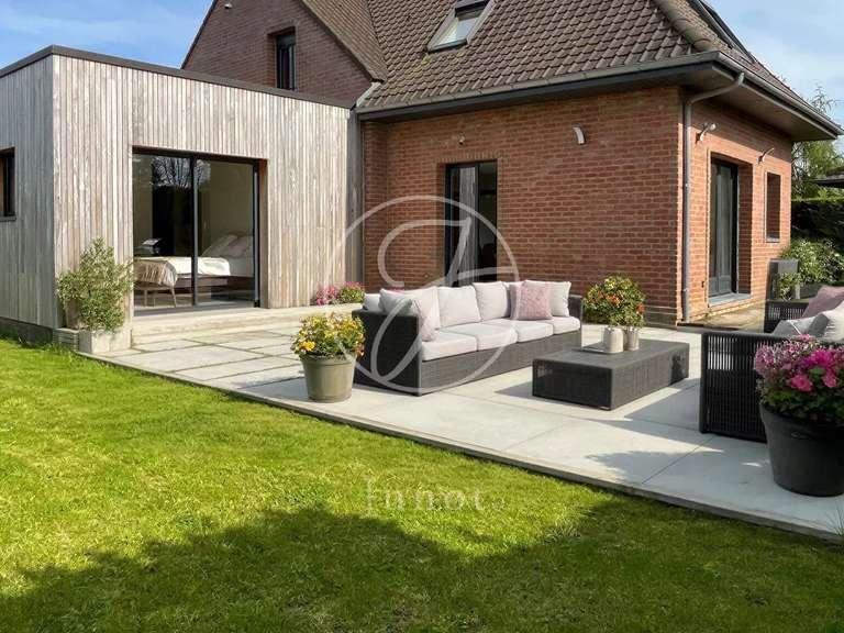 Maison Bondues - 4 chambres - 240m²