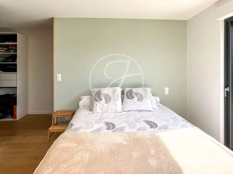 House Bondues - 4 bedrooms - 240m²