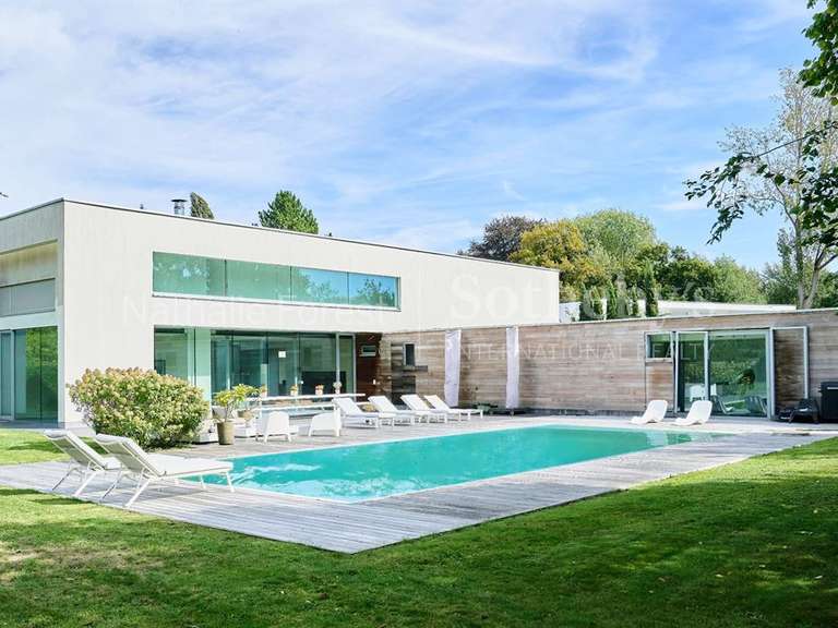 House Bondues - 5 bedrooms - 450m²