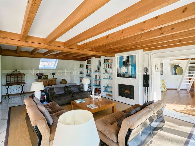 Maison Bondues - 2 chambres - 210m²