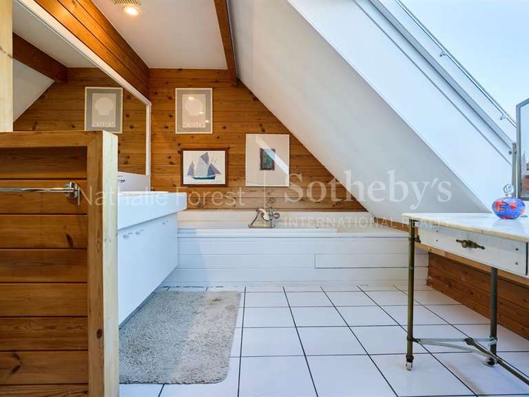 Maison Bondues - 2 chambres - 210m²