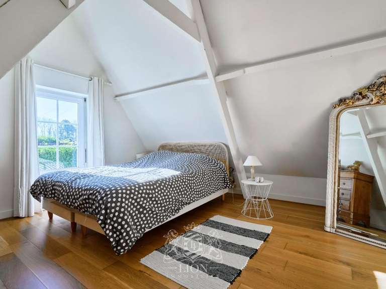 Maison Bondues - 5 chambres - 333m²