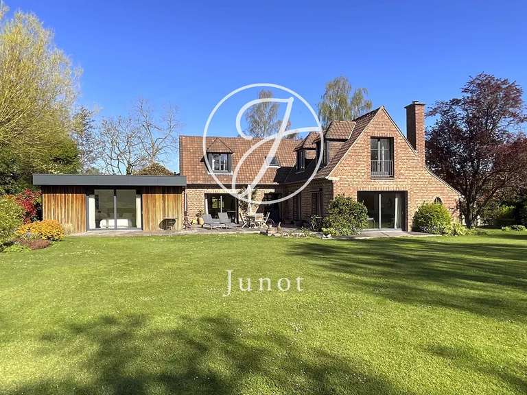 Maison Bondues - 5 chambres - 312m²
