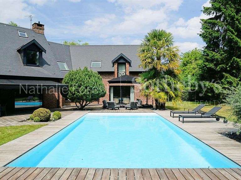 Maison Bondues - 5 chambres - 315m²