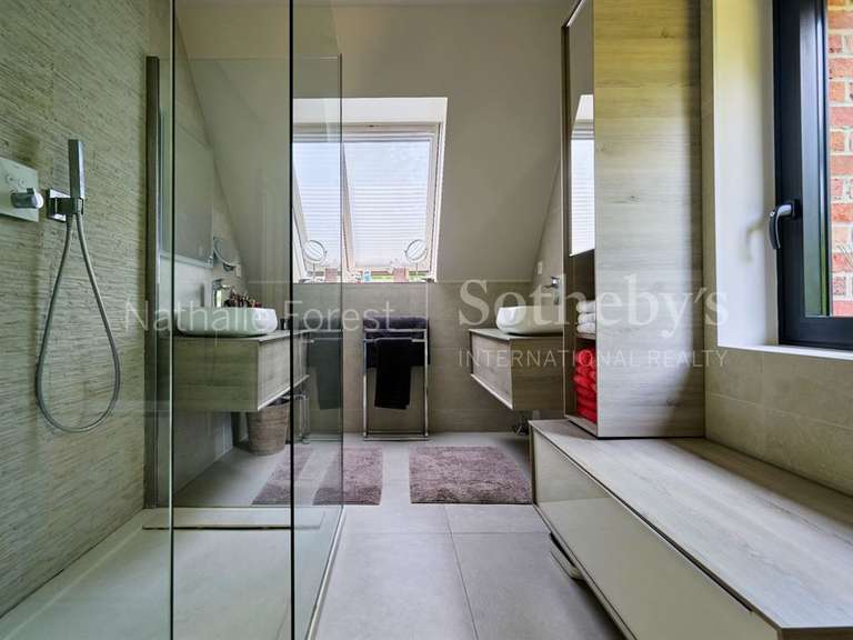 Maison Bondues - 5 chambres - 315m²