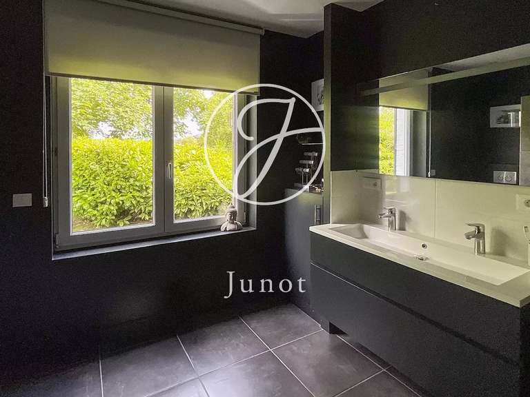 Maison Bondues - 4 chambres - 193m²