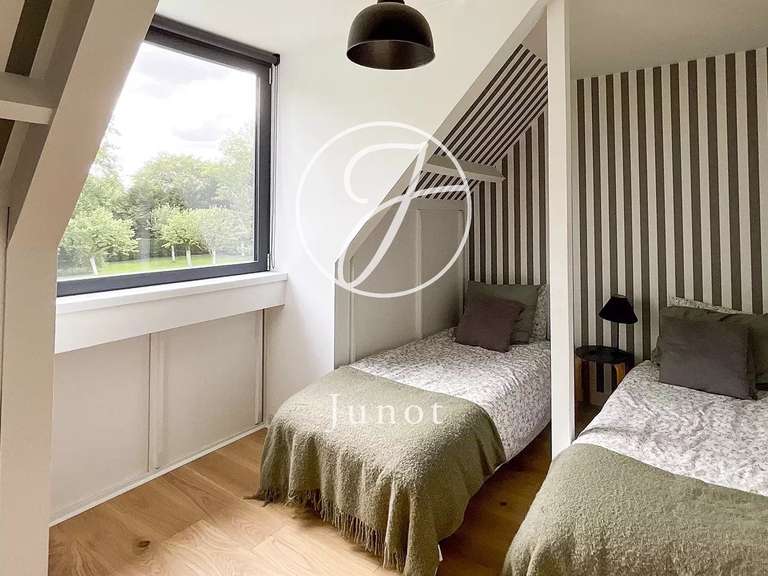 Maison Bondues - 4 chambres - 193m²