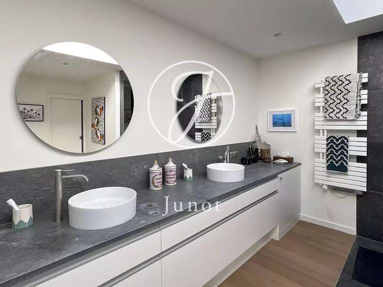Maison Bondues - 5 chambres - 312m²