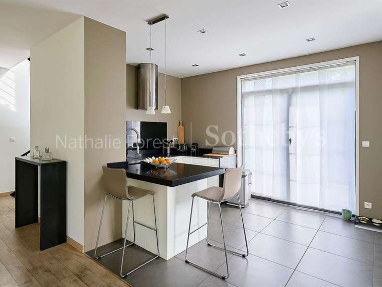 Maison Bondues - 4 chambres - 262m²