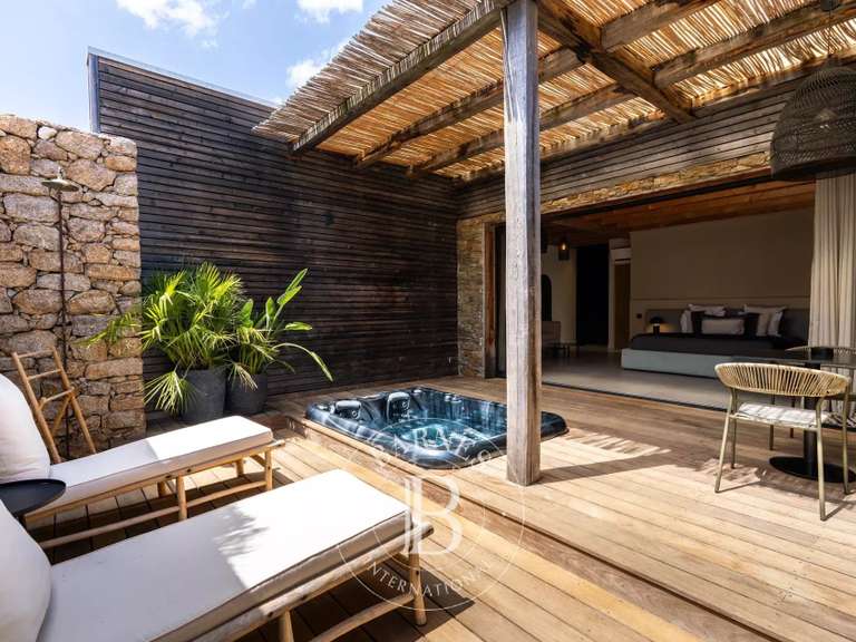 Hôtel particulier Bonifacio - 345m²