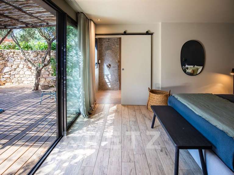 Hôtel particulier Bonifacio - 14 chambres - 345m²