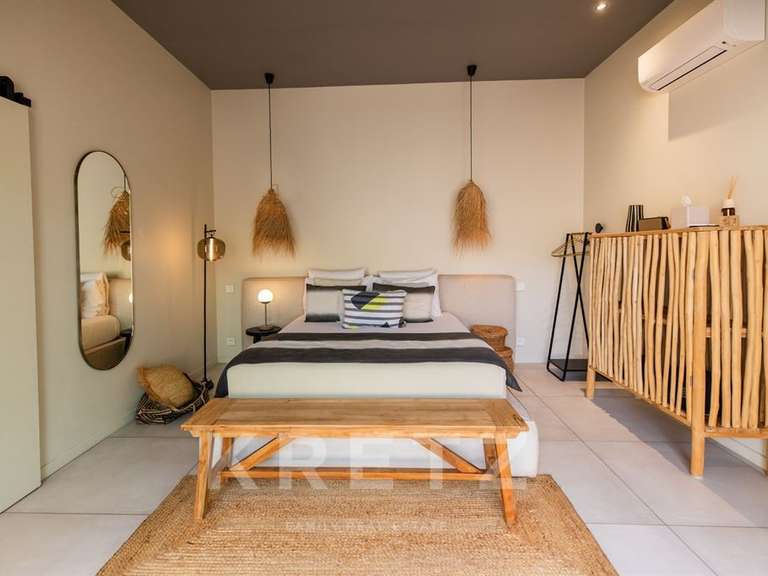 Hôtel particulier Bonifacio - 14 chambres - 345m²