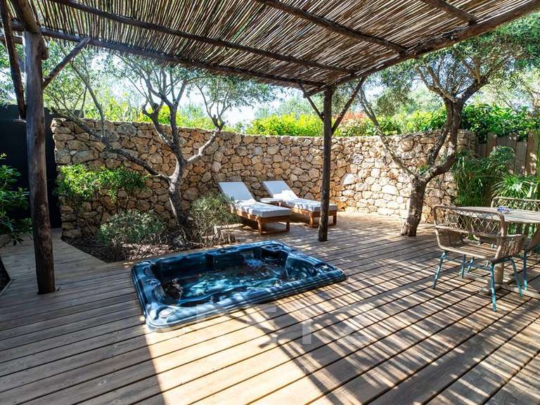 Hôtel particulier Bonifacio - 14 chambres - 345m²