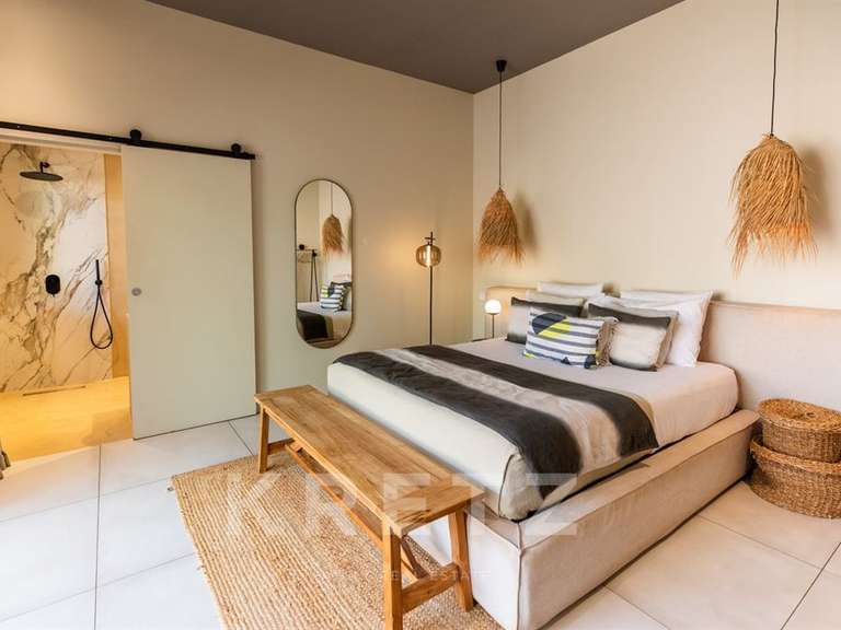 Hôtel particulier Bonifacio - 14 chambres - 345m²