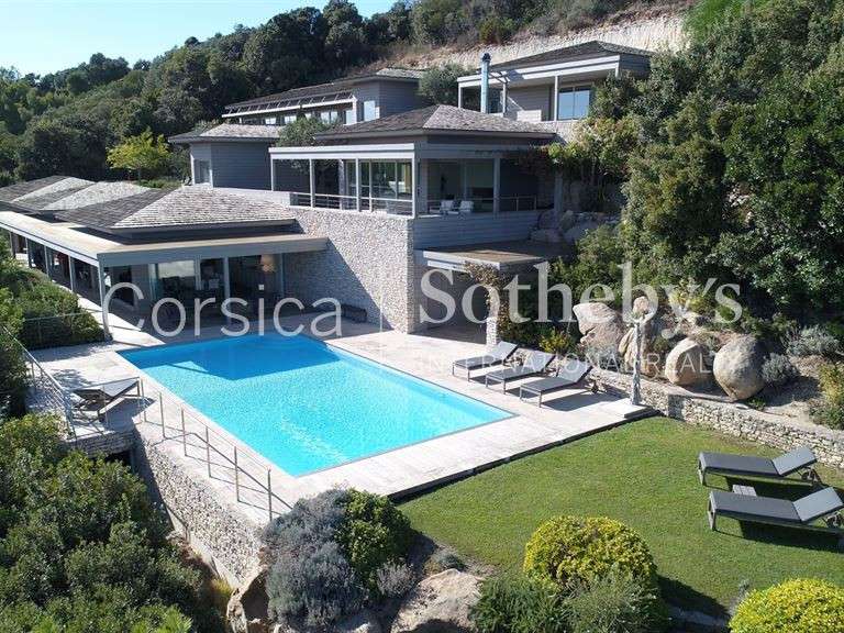 Maison Bonifacio - 6 chambres - 700m²