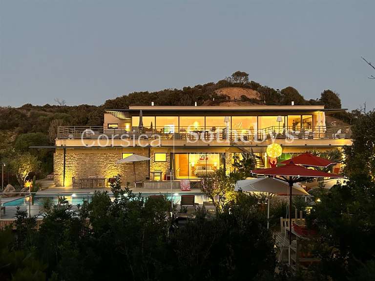 Maison Bonifacio - 5 chambres - 350m²