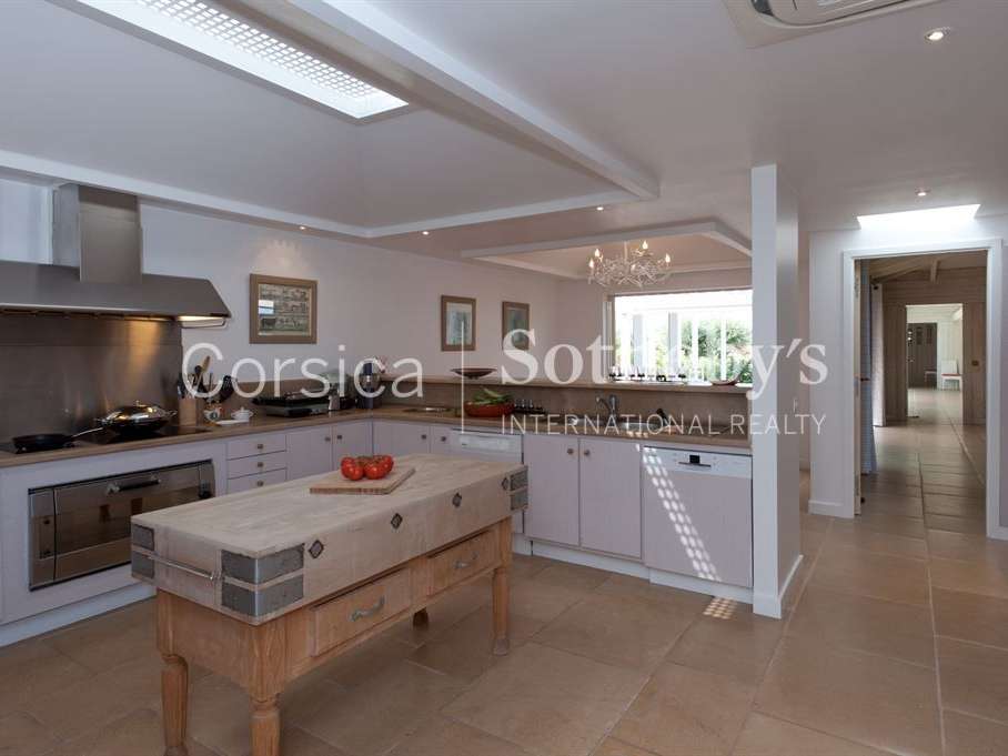 House Bonifacio