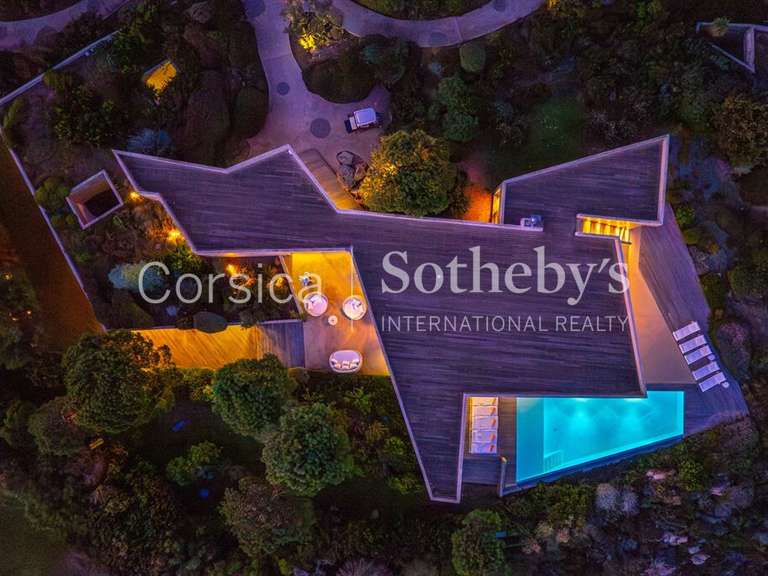 Maison Bonifacio - 8 chambres - 450m²