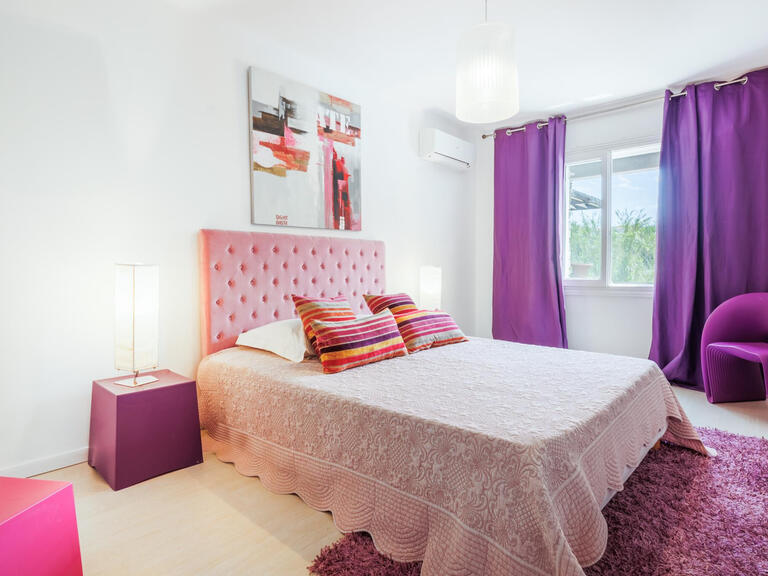 House Bonifacio - 10 bedrooms - 400m²