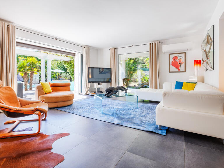 House Bonifacio - 10 bedrooms - 400m²