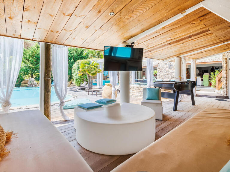 House Bonifacio - 10 bedrooms - 400m²