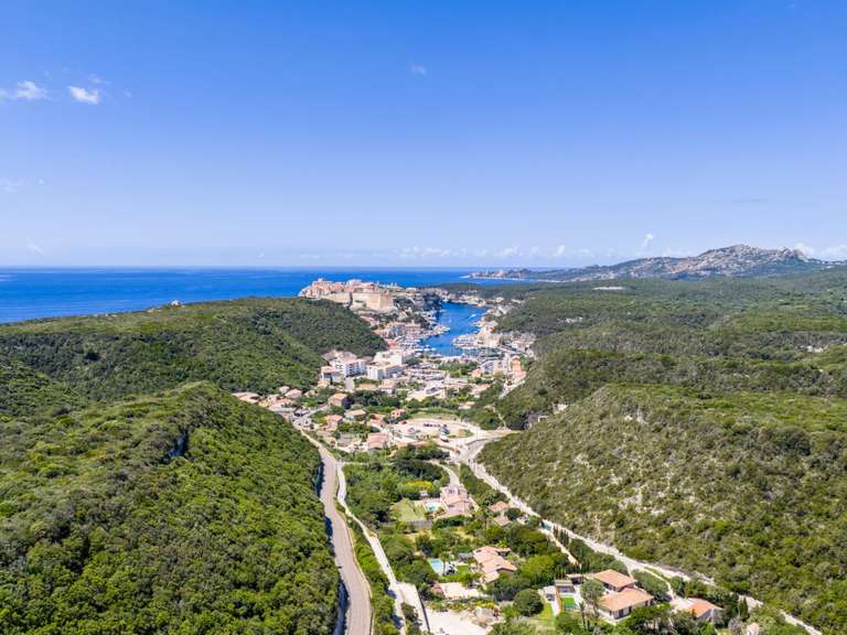 Maison Bonifacio - 10 chambres - 680m²