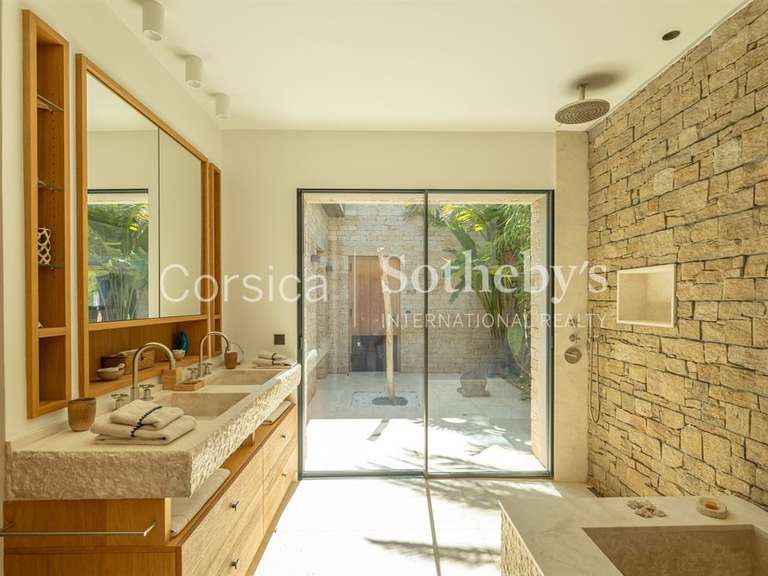 Maison Bonifacio - 7 chambres - 750m²