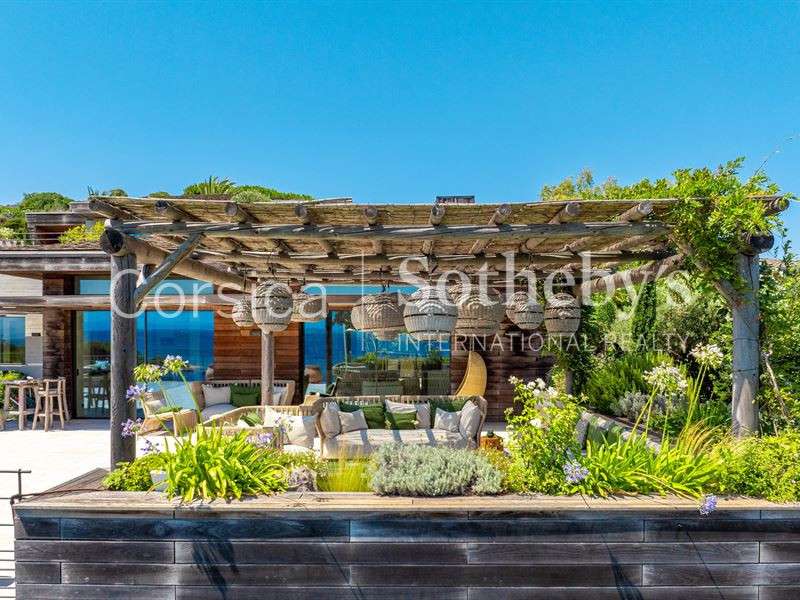 House Bonifacio