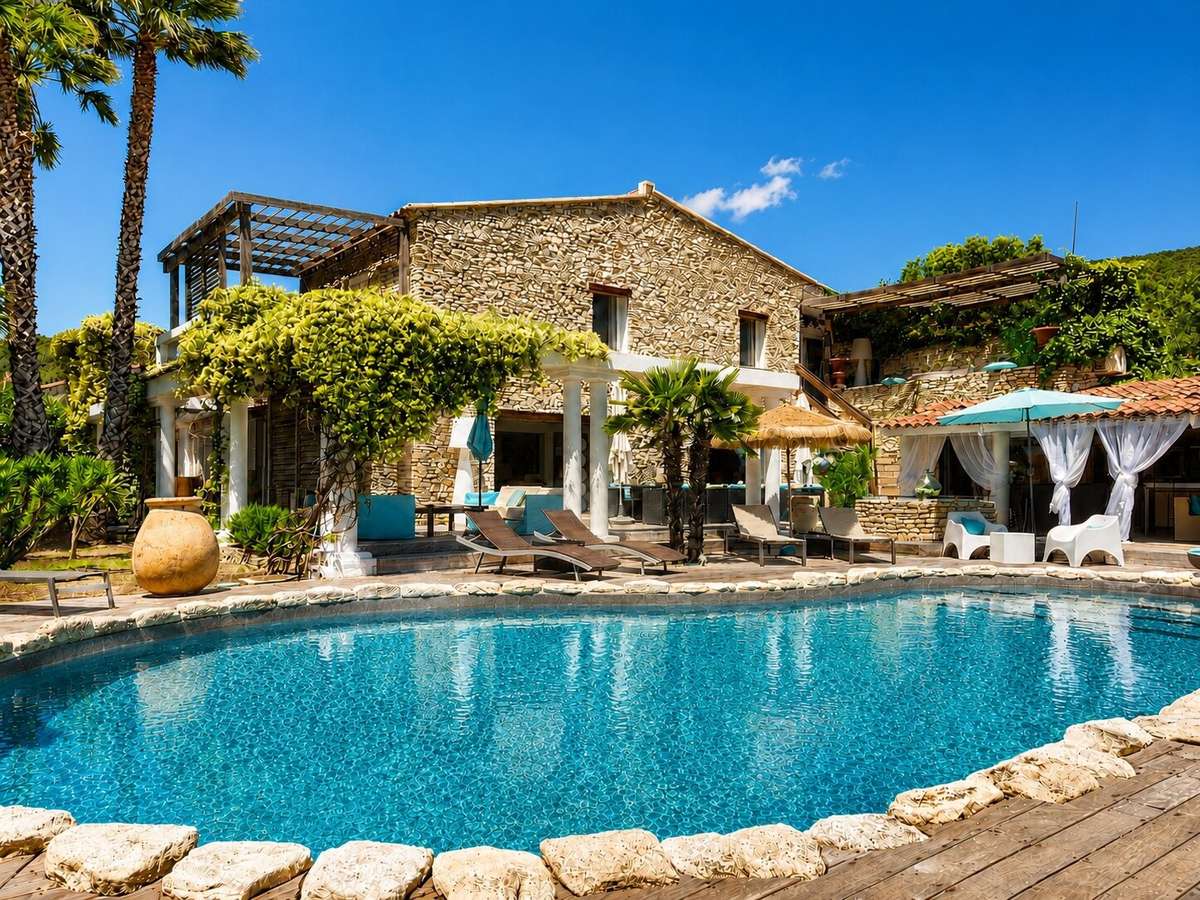 Maison Bonifacio